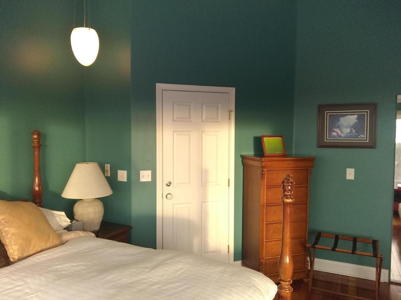 Alaska Sundance Retreat Bed & Breakfast Анкъридж Екстериор снимка